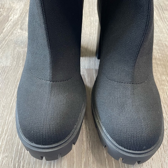 Tommy Jeans Heeled Sock Boot in Black Womens Size 9.5 - Picture 2 of 12